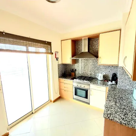 Sea View Penthouse In Албуфейра