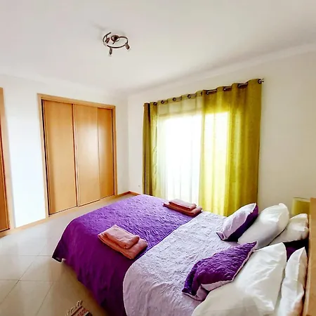 Sea View Penthouse In * Албуфейра