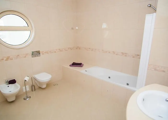 Sea View Penthouse In Apartment Albufeira