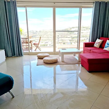 Sea View Penthouse In Appartement *